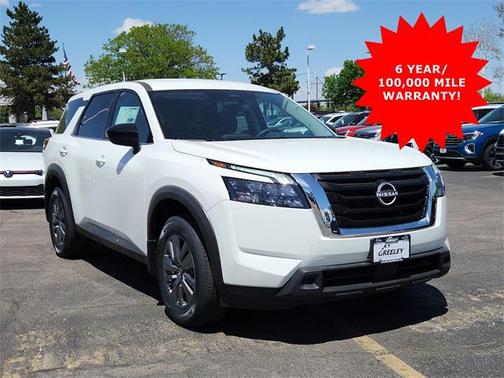 2025 Nissan Pathfinder S