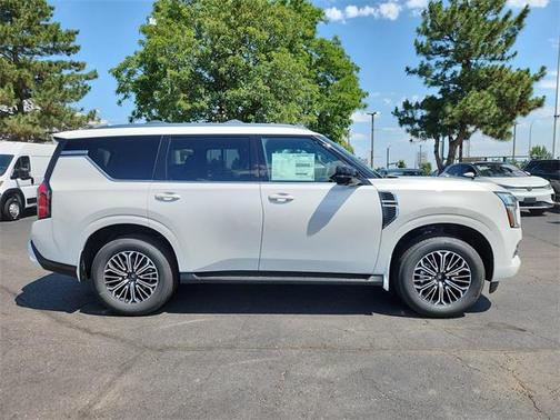 2025 Nissan Armada SL 4WD