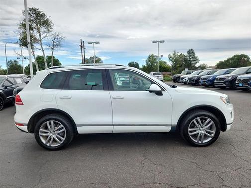 2016 Volkswagen Touareg TDI Lux