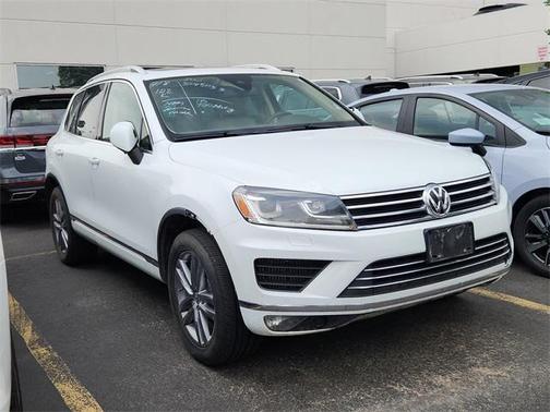2016 Volkswagen Touareg TDI Lux