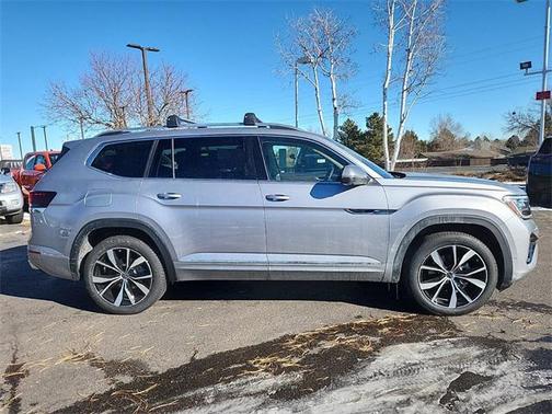 2025 Volkswagen Atlas 2.0T SEL Premium R-Line 4MOTION