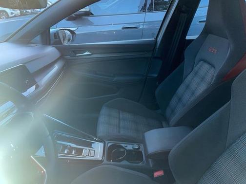2024 Volkswagen Golf GTI 2.0T S DSG
