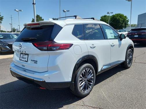2025 Nissan Rogue Platinum