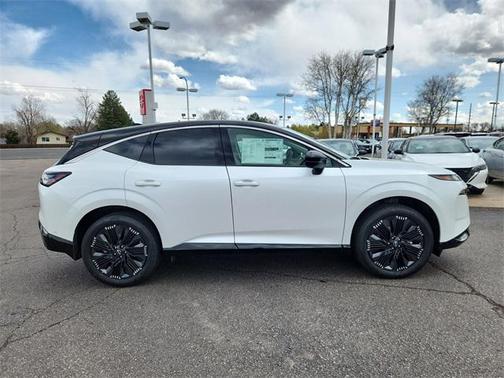 2025 Nissan Murano Platinum