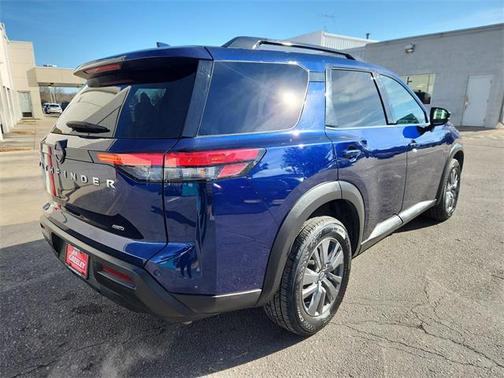 2025 Nissan Pathfinder SV 4WD