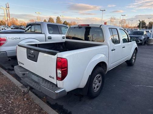 2015 Nissan Frontier S