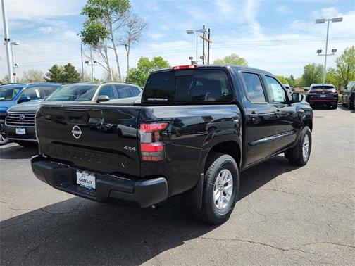 2025 Nissan Frontier S