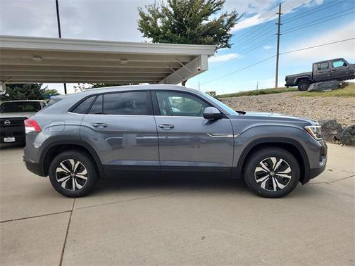 2025 Volkswagen Atlas Cross Sport 2.0T SE