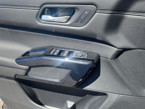 Gun Metallic 2026 Nissan Pathfinder Platinum