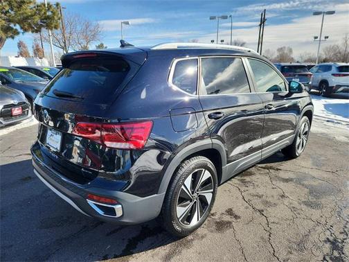 2024 Volkswagen Taos 1.5T SE