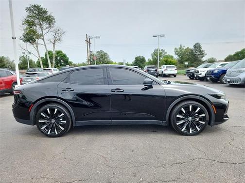2023 Toyota Crown Platinum