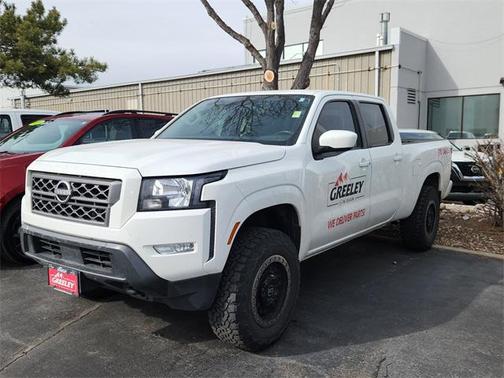 2023 Nissan Frontier SV