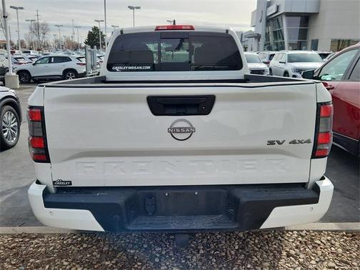 2023 Nissan Frontier SV