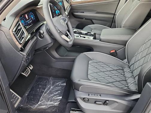 2025 Volkswagen Atlas 2.0T SEL Premium R-Line 4MOTION