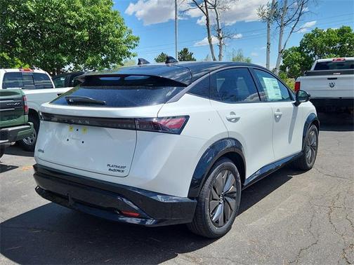 2025 Nissan ARIYA PLATINUM+