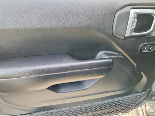 2021 Jeep Gladiator Willys 4x4