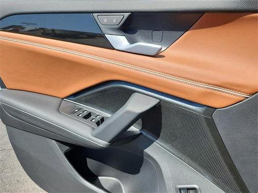 2025 Volkswagen Tiguan 2.0T SEL R-Line 4MOTION