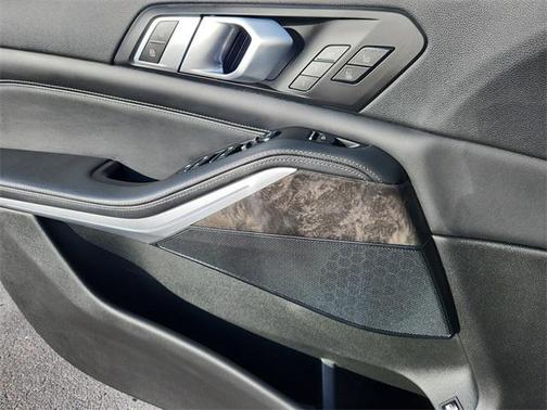 2022 BMW X5 PHEV xDrive45e