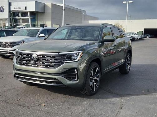 2026 Volkswagen Atlas Cross Sport 2.0T SEL Premium