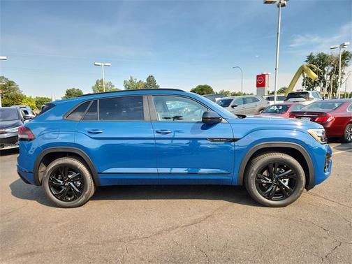 2025 Volkswagen Atlas Cross Sport 2.0T SEL
