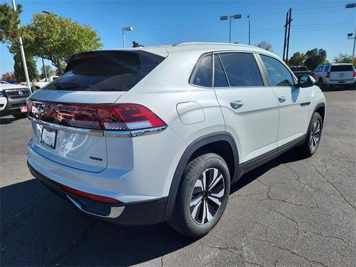 2026 Volkswagen Atlas Cross Sport 2.0T SE