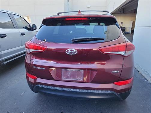 2017 Hyundai TUCSON SE Plus