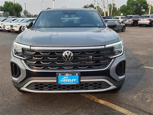 2026 Volkswagen Atlas Cross Sport 2.0T SE w/Technology 4MOTION