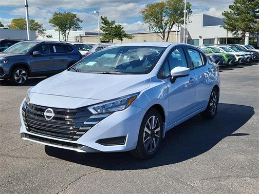 2025 Nissan Versa 1.6 SV