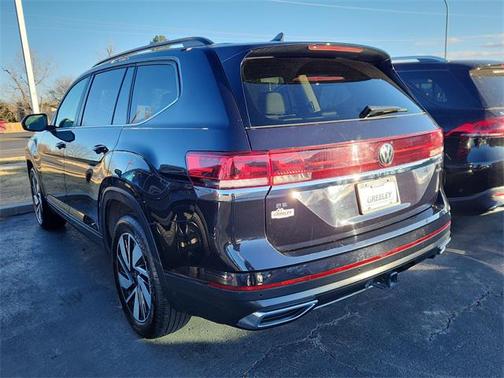 2025 Volkswagen Atlas 2.0T SE w/Technology 4MOTION