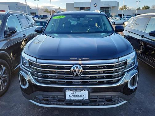 2025 Volkswagen Atlas 2.0T SE w/Technology 4MOTION