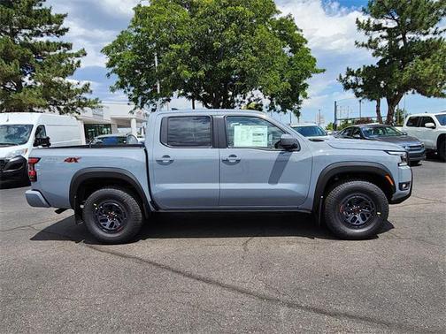 2025 Nissan Frontier PRO-4X