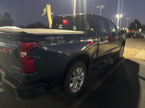 2022 Chevrolet Silverado 1500 Custom