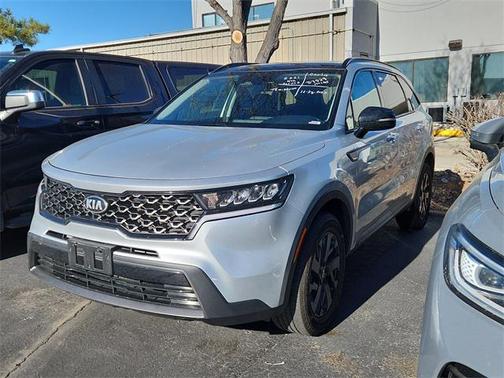 2021 Kia Sorento S