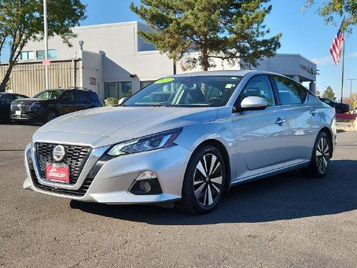 Brilliant Silver Metallic 2019 Nissan Altima 2.5 SL