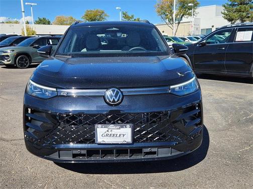 2025 Volkswagen Tiguan 2.0T SE R-Line Black 4MOTION