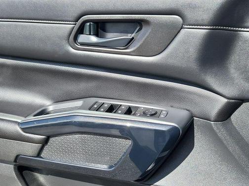 Glacier White 2024 Nissan Pathfinder SV 4WD