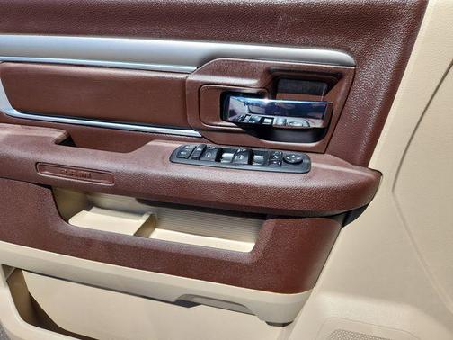 Delmonico Red Pearlcoat 2019 RAM 1500 Big Horn