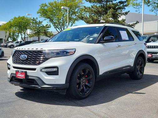 Star White Metallic Tri-Coat 2023 Ford Explorer ST