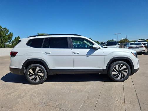 2026 Volkswagen Atlas 2.0T SE w/Technology 4MOTION