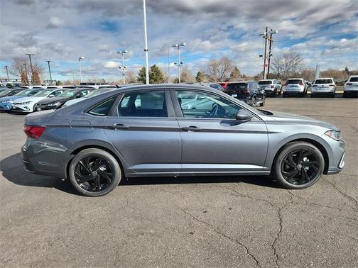 2026 Volkswagen Jetta 1.4T SE