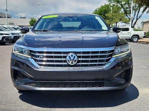 Deep Black 2020 Volkswagen Passat 2.0T R-Line