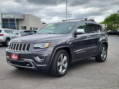Granite Crystal Metallic Clearcoat 2016 Jeep Grand Cherokee Overland