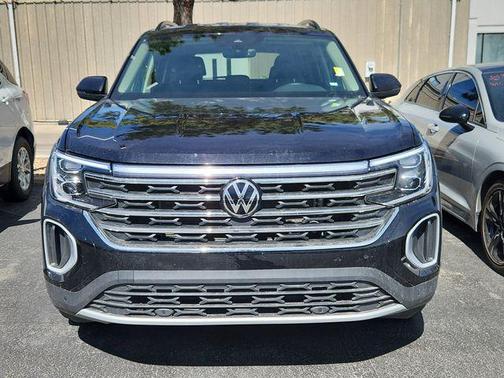 2024 Volkswagen Atlas 2.0T SE w/Technology 4MOTION