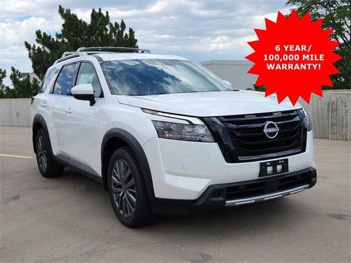 2025 Nissan Pathfinder SL 4WD