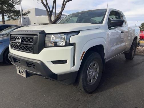 2022 Nissan Frontier S