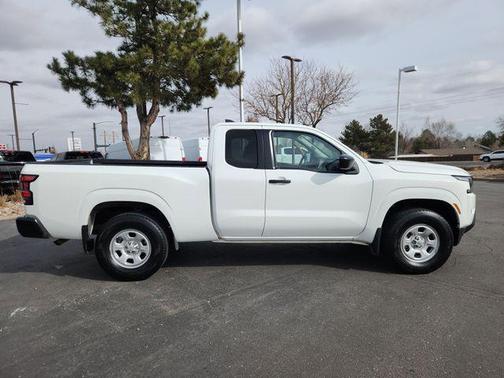 2022 Nissan Frontier S