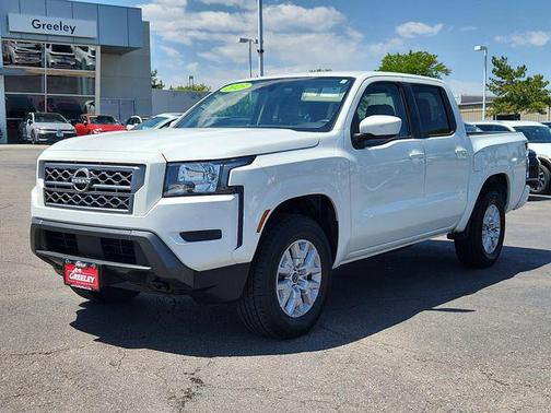 Glacier White 2023 Nissan Frontier SV