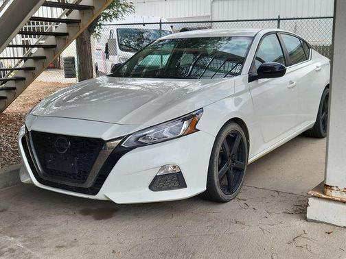 Glacier White 2020 Nissan Altima SR FWD