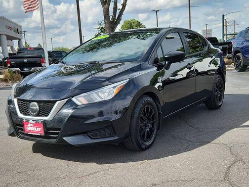 Super Black Metallic 2020 Nissan Versa 1.6 S