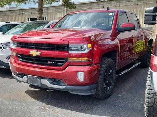 Cajun Red Tintcoat 2018 Chevrolet Silverado 1500 2LT